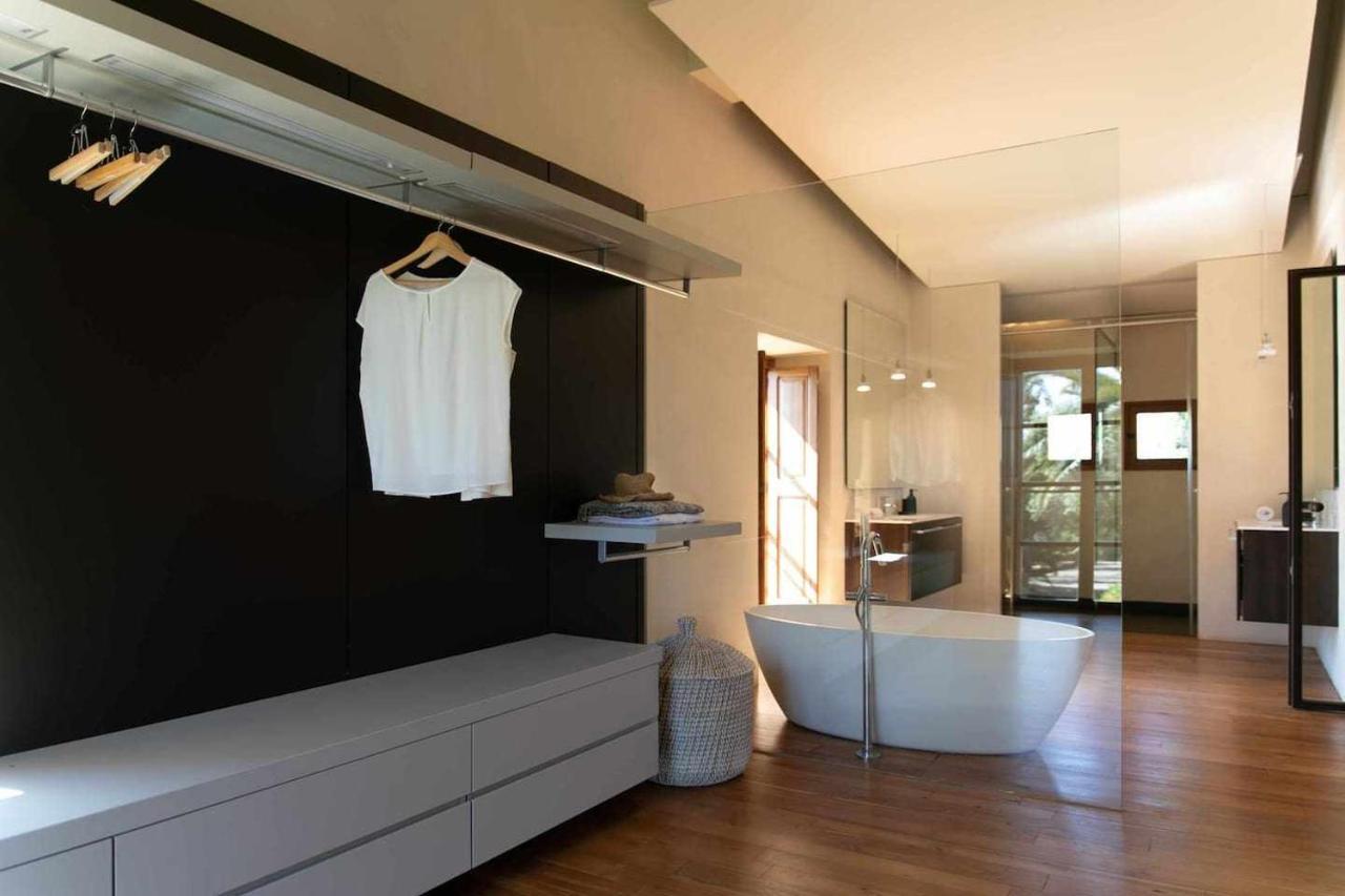 Premier Villa Rental In Mallorca Es Barranc Vell Portol Exterior photo