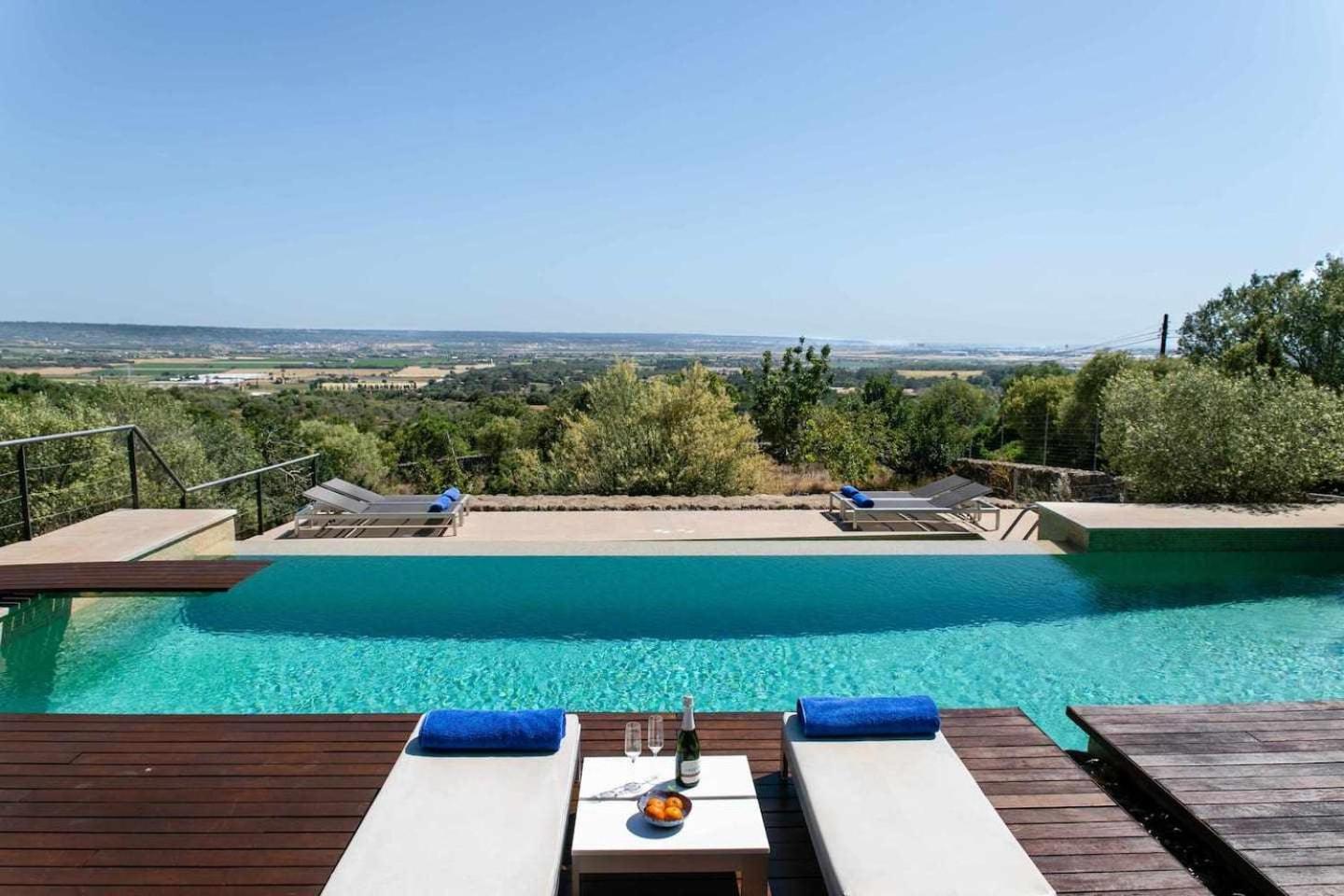 Premier Villa Rental In Mallorca Es Barranc Vell Portol Exterior photo